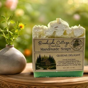 Queens Delight - Handmade Cold Process  Artisan Soap Bar with Gardenia, Maine Made